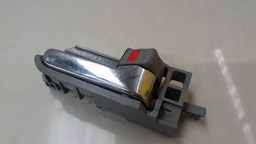 MAÇANETA INTERNA DIANT DIREITA TOYOTA COROLLA 2005 A 2008