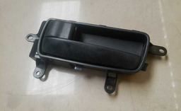 MAÇANETA INTERNA DIANTEIRA ESQUERDA SENTRA 2008 A 2013 (3)