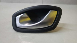 MAÇANETA INTERNA ESQUERDA RENAULT FLUENCE 2011 A 2017 (5)
