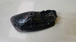 MAÇANETA INTERNA ESQUERDA RENAULT FLUENCE 2011 A 2017 (5)