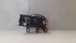 MAÇANETA INTERNA DIANTEIRA DIREITA  NISSAN VERSA 2013 1.6