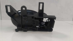 MAÇANETA INTERNA TRASEIRA DIREITA NISSAN VERSA 2019 A 2020