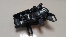 MAÇANETA INTERNA TRASEIRA DIREITA NISSAN MARCH 2014