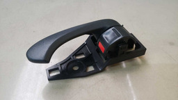 MAÇANETA INTERNA DIANTEIRA ESQUERDA TOYOTA RAV4 2007 A 2012