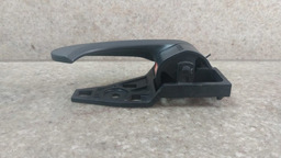 MAÇANETA INTERNA DIANTEIRA ESQUERDA TOYOTA RAV4 2008 A 2010