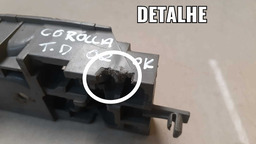 MAÇANETA INTERNA TRASEIRA DIREITO TOYOTA COROLLA 2002 A 2005