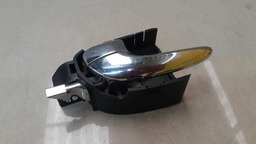 MAÇANETA INTERNA DIANTEIRA ESQUERDA JAGUAR XTYPE 2006