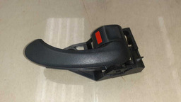 MAÇANETA INTERNA TRASEIRA DIREITA TOYOTA RAV4 2013 2014