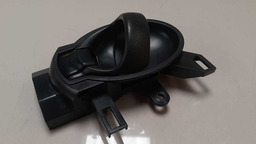 MAÇANETA INTERNA DIANTEIRA ESQUERDA NISSAN MARCH 2014