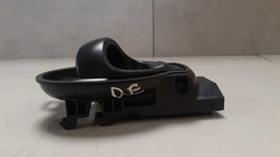 MAÇANETA INTERNA DIANTEIRA ESQUERDA NISSAN MARCH 2014