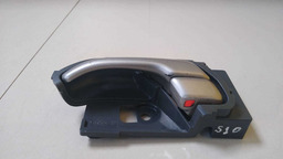 MAÇANETA INTERNA TRASEIRA ESQUERDA GM S10 2015