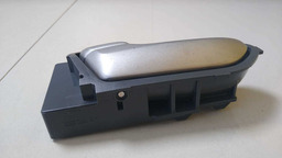 MAÇANETA INTERNA TRASEIRA ESQUERDA GM S10 2015