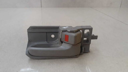 MAÇANETA INTERNA DIANTEIRA D TOYOTA COROLLA 2002 A 2005