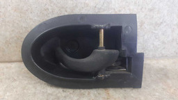 MAÇANETA INTERNA DIANTEIRA DIREITA FORD FIESTA 1996 A 2010