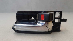 MAÇANETA INTERNA TRASEIRA DIREITA TOYOTA HILUX 2014 2015