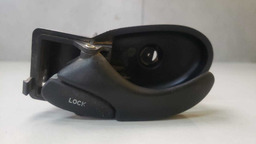 MAÇANETA INTERNA DIANTEIRA ESQUERDA FORD FOCUS 2000-2008 (4)