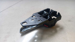 MAÇANETA INTERNA LADO DIREITO TOYOTA HILUX SW4 2.8 2017 2018