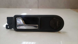 MAÇANETA INTERNA TRASEIRA ESQUERDA VW GOLF 1999 A 2007 (3)