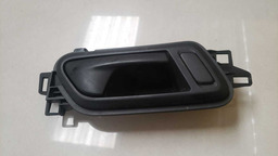 MAÇANETA INTERNA DIREITA VW AMAROK 2010 A 2015 (5)
