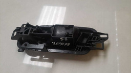 MAÇANETA INTERNA DIREITA VW AMAROK 2010 A 2015 (5)