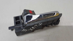 MAÇANETA INTERNA TRASEIRA ESQUERDA TOYOTA HILUX 2015