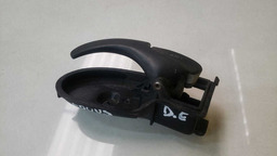 MAÇANETA INTERNA DIANTEIRA ESQUERDA FORD FOCUS 2000-2008 (6)