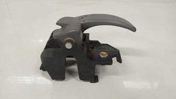 MAÇANETA INTERNA TRASEIRA DIREITA NISSAN FRONTIER 2008-2010