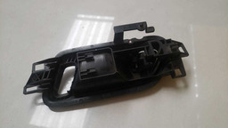 MAÇANETA INTERNA DIREITA VW AMAROK 2010 A 2015 (4)