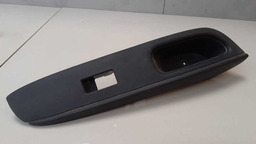 Moldura Botão Vidro Elétrico D D Nissan Versa 2013 Original