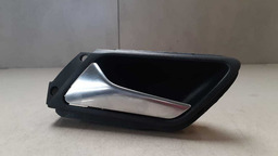 MAÇANETA INTERNA TRASEIRA ESQUERDA VW JETTA 2012 A 2014