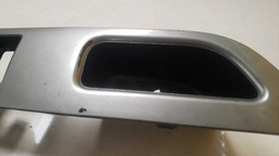 MOLDURA COMANDO VIDRO DIANTEIRO ESQUERDO LIVINA 2008 A 2014 