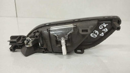 MAÇANETA INTERNA DIANTEIRA DIREITA AUDI Q3 2013 2014