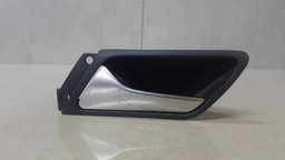 MAÇANETA INTERNA TRASEIRA ESQUERDA VW JETTA TSI 2011 2012