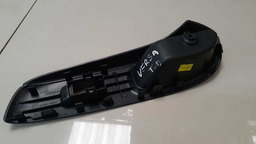 MOLDURA BOTÃO VIDRO ELÉTRICO T D NISSAN VERSA 2013 ORIGINAL