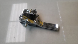 MAÇANETA INTERNA DIREITA FORD EDGE 2012 2013 2014 2015