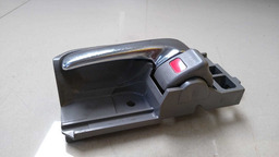 MAÇANETA INTERNA DIANTEIRA ESQUERDA TOYOTA COROLLA 2005