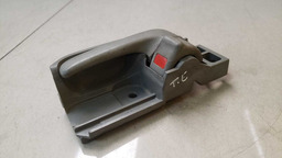 MAÇANETA INTERNA TRASEIRA ESQUERDA TOYOTA COROLLA 2003 A2006