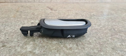 MAÇANETA INTERNA TRASEIRA ESQUERDA AUDI A3 2002 03 04