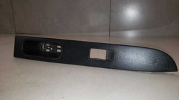 MOLDURA BOTÃO TRASEIRA DIREITA NISSAN SENTRA 2007 A 2012 