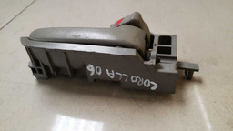 MAÇANETA INTERNA DIANTEIRA DIREITA TOYOTA COROLLA 2003 2004