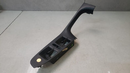 MOLDURA COMANDO VIDRO DIANTEIRO ESQUERDO JETTA 2012-2016 (2)