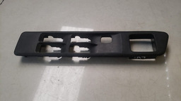 MOLDURA COMANDO VIDRO D E MITSUBISHI TR4 2003 A 2014