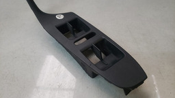 MOLDURA COMANDO VIDRO DIANTEIRO ESQUERDO JETTA 2012 A 2016