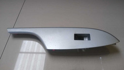 Moldura Botão Vidro Elétrico Direito Corolla 2009 A 2014