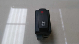 Botão Trava Porta Renault Duster 2.0 2013