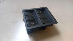 BOTÃO COMANDO PISCA TAMPA TRASEIRA TOYOTA HILUX 2017 2018