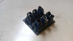 BOTÃO COMANDO PISCA TAMPA TRASEIRA TOYOTA HILUX 2017 2018