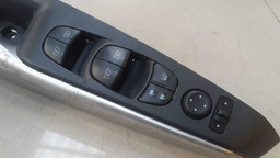 COMANDO VIDRO ELÉTRICO DIANTEIRO ESQUERDO NISSAN KICKS 2020