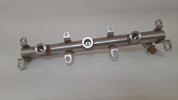 FLAUTA BICO INJETOR ESQUERDO PORSCHE CAYENNE 3.0V6 2018 2019