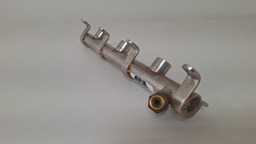 FLAUTA BICO INJETOR ESQUERDO PORSCHE CAYENNE 3.0V6 2018 2019